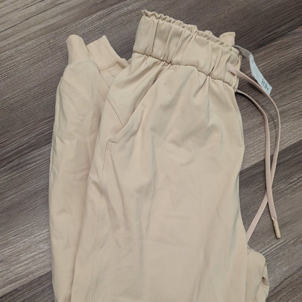 Lululemon Stretch High Rise joggers- 0.